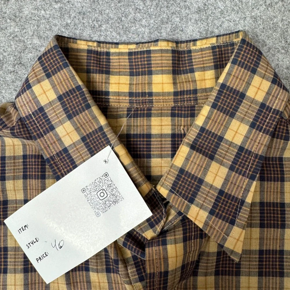 Levis Mens Plaid Long Sleeve Button Down Shirt Tan Brown Navy Workwear Medium